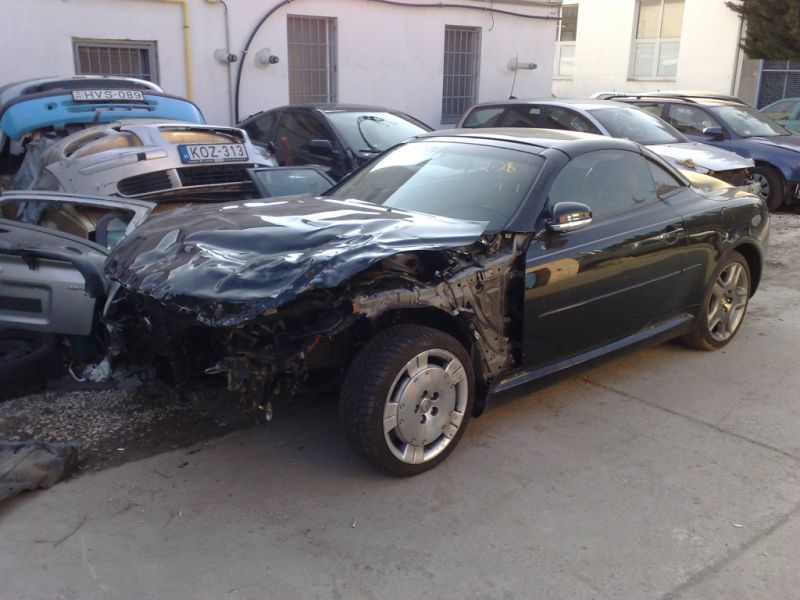 Toyota karosszéria javítás